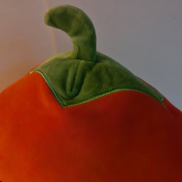 NWT 12" Christo Evil Red Hot Chili Pepper Squishmallows Halloween Plush Goth NEW - Picture 7 of 10